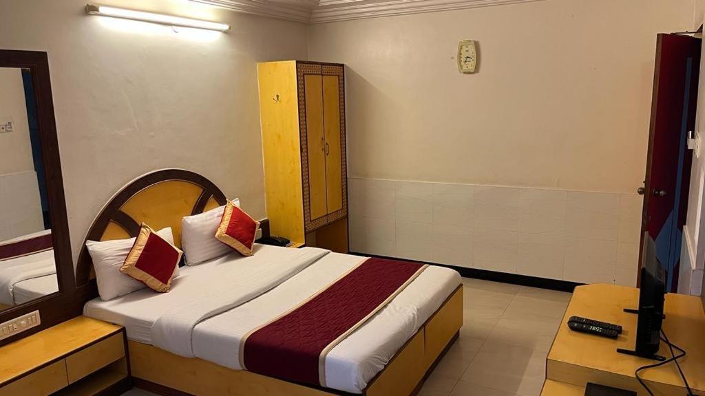 Ganga Sagar Hotel Bangalore Eksteriør billede