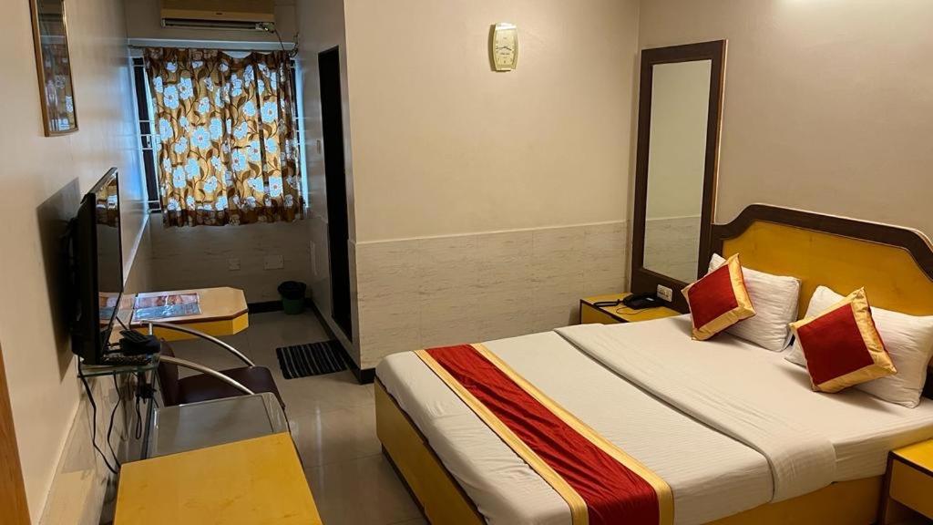 Ganga Sagar Hotel Bangalore Eksteriør billede